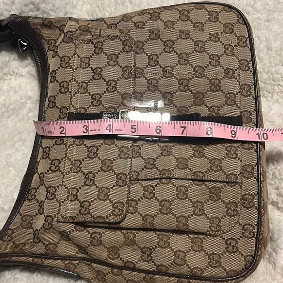 Gucci GG Canvas Crossbody/Shoulder Bag - Picture 14 of 16